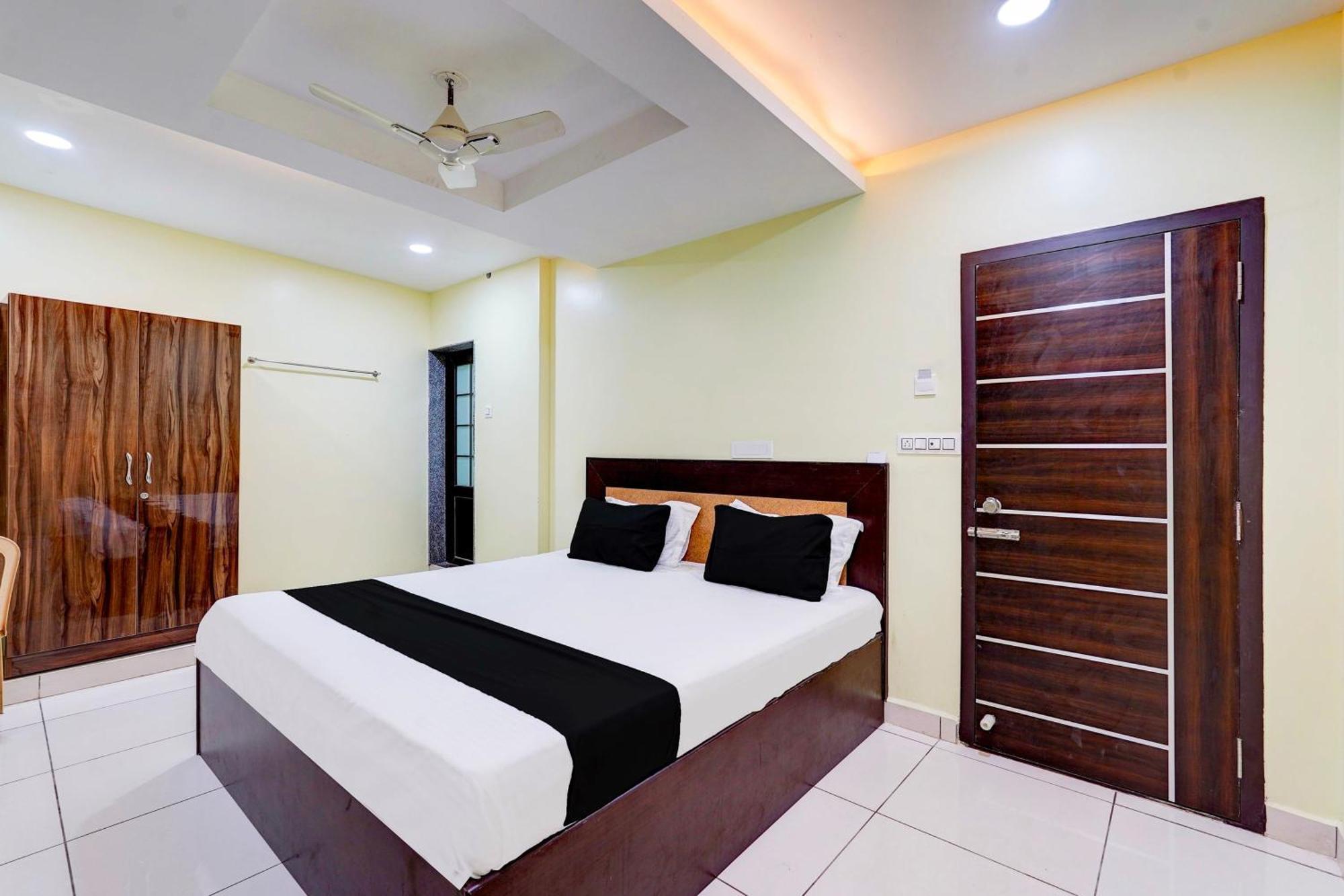 Super Hotel O Perungalathur Near Bus Stand شيناي المظهر الخارجي الصورة