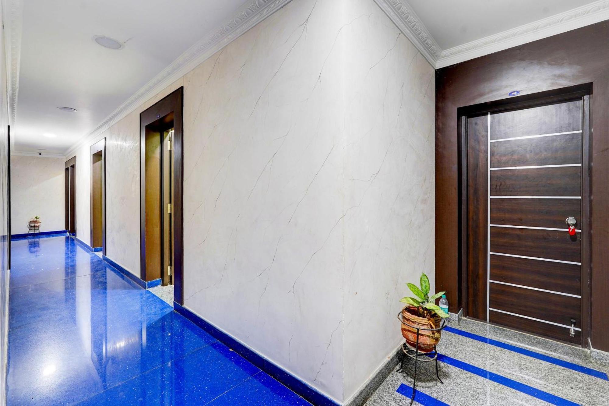 Super Hotel O Perungalathur Near Bus Stand شيناي المظهر الخارجي الصورة